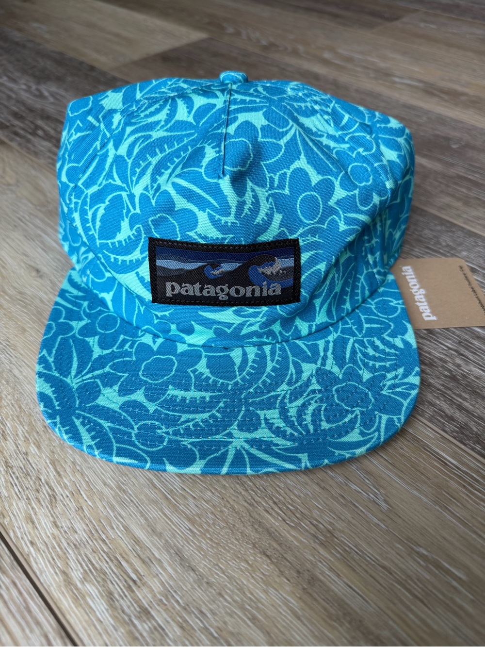 Patagonia Boardshort Label Funfarer Cap Anacapa Blue Floral NWT